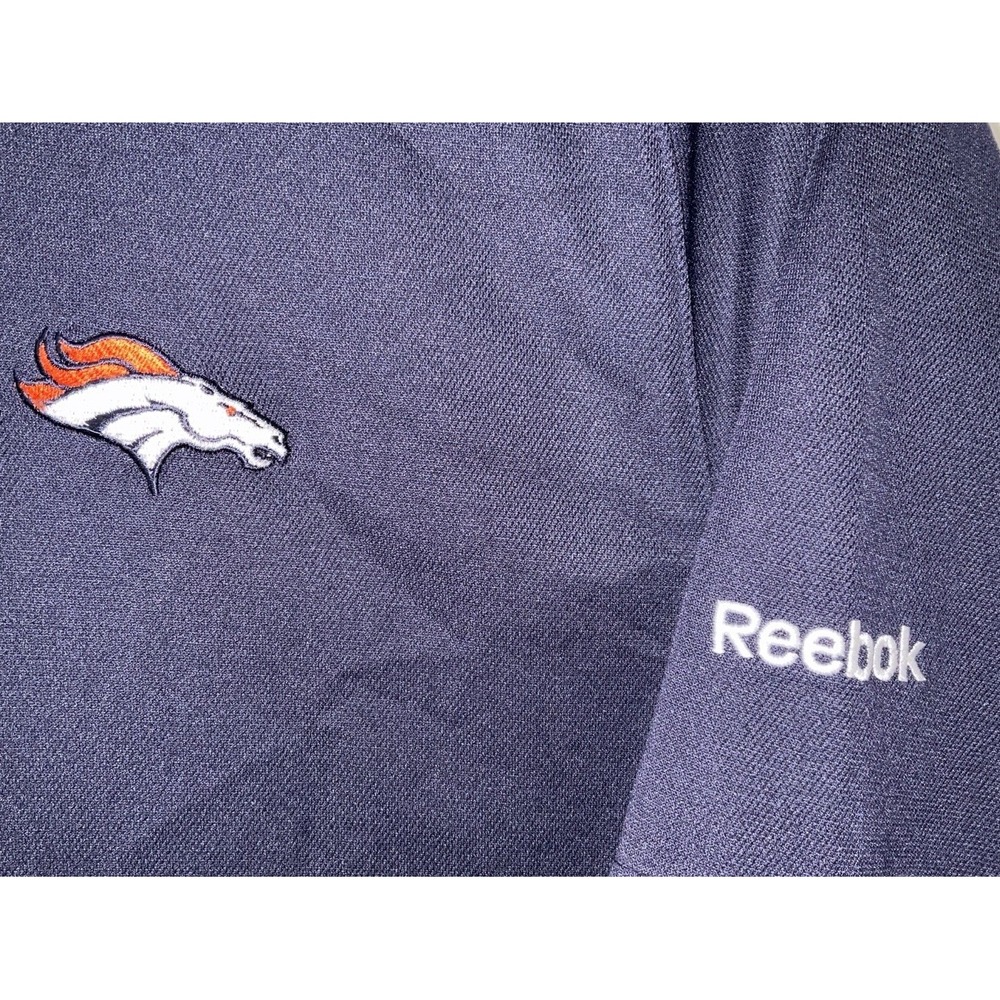 Men's Reebok Play Dry NFL Denver Broncos Polo Shirt Blue & White - Size Medium - Picture 2 of 4